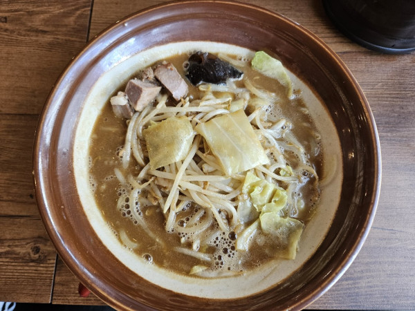 「新潟濃厚味噌らーめん」@東横 新潟駅前店の写真