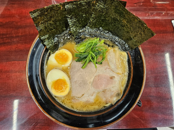「味玉ラーメン」@ラーメン はにわ家の写真