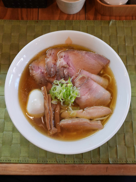 「肉玉汐らぁーめん」@らぁ麺や 汐そば雫の写真