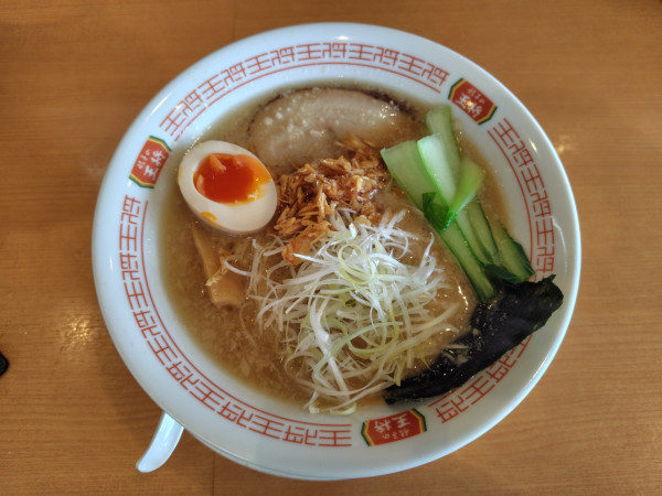 「極王餃子の王将ラーメン980円」@餃子の王将 鳥取安長店の写真