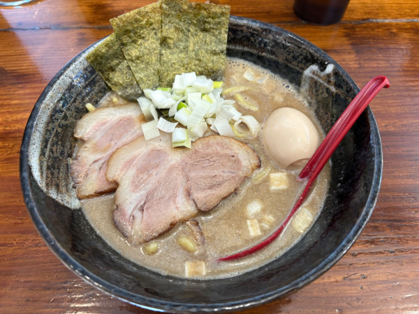 「特製煮干しラーメン」@渡辺商店の写真