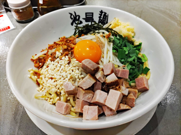 「池麺まぜそば（250g・ニンニク有）1000円」@池麺研究所の写真