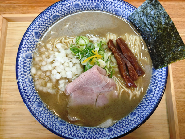 「濃厚煮干し中華そば大」@丸三角四角の写真