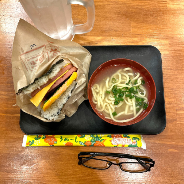 「沖縄そば（小）」@パーラー星ヶ丘 ぽったま 国際通り店の写真