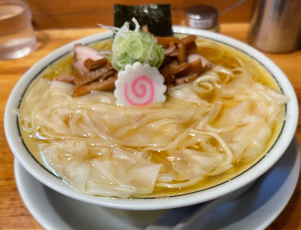 「ワンタンメン」@there is ramenの写真