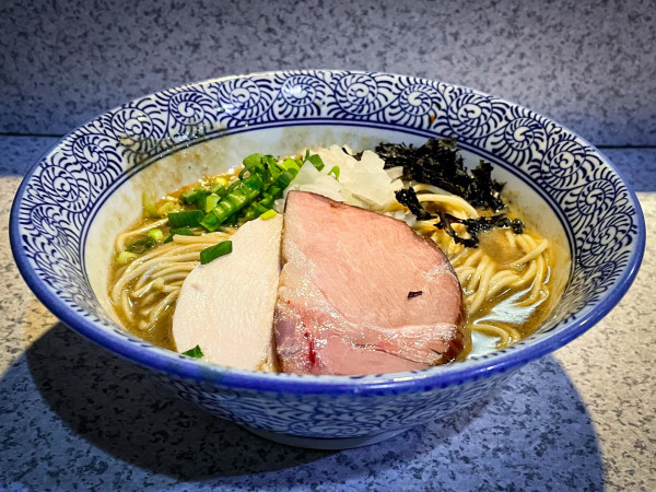 「濃厚煮干ラーメン＋和え玉ハーフ」@破壊的イノベーションの写真