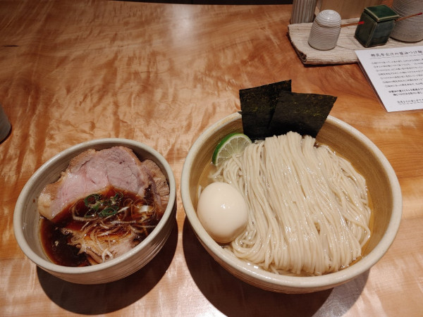 「特製つけ麺　大盛り　割スープ　1700+200+50円」@迂直の写真