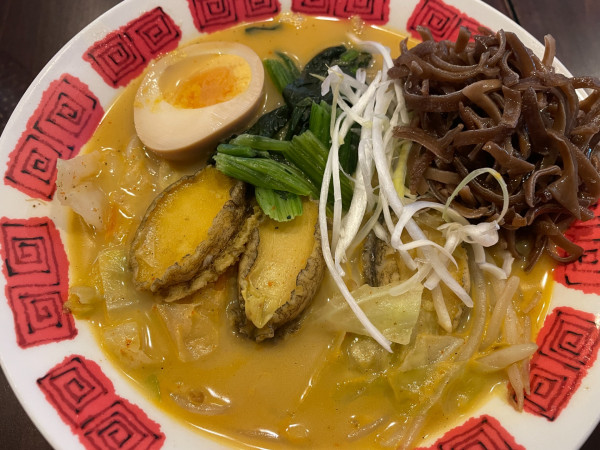 「やわらか鮑の麻辣湯：1429円＋山盛りキクラゲ：121円」@バーミヤン 長野稲里店の写真