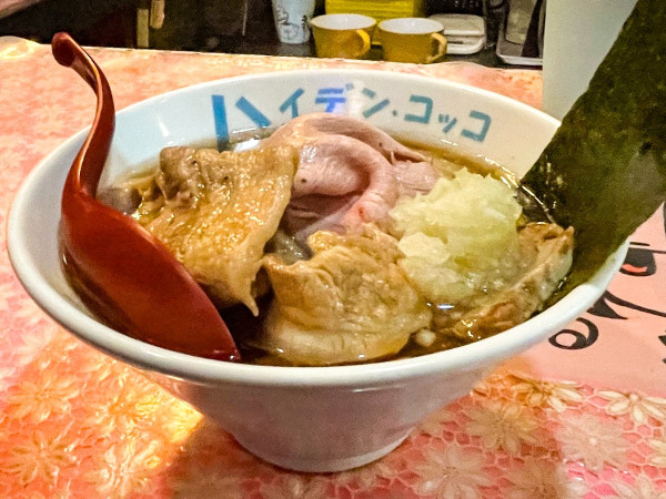 「凛々しい高原豚ハラスメントらぁ麺（限定）」@らーめん凛々の写真