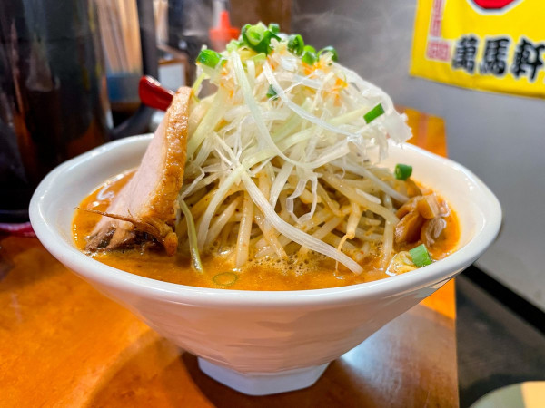 「辛味噌らーめん」@萬馬軒 花橙の写真