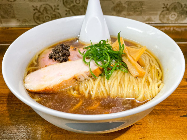 「トリュフ醤油そば（大盛）」@epilogue08の写真