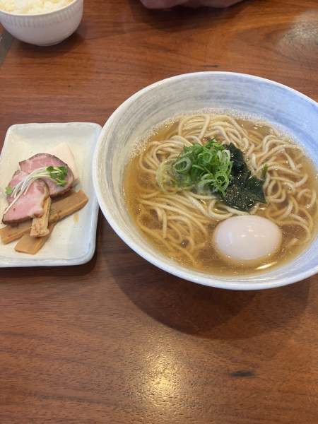 「ラーメン煮干し 味玉いりこそば＋替え玉　1130円」@讃岐ラーメン 香麦 -komugi-の写真