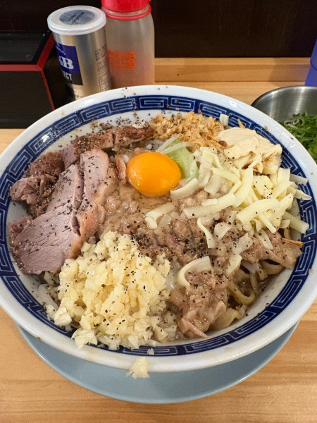 「汁なし(小)」@ラーメンガレオンの写真