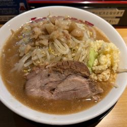 ラーメン中