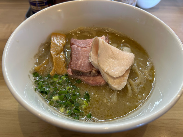 「ニボ鶏そば」@麺堂イズムの写真