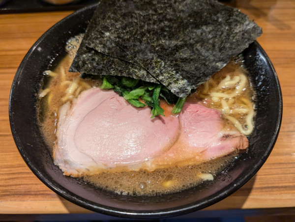 「ラーメン」@横浜家系らーめん 輝道家の写真