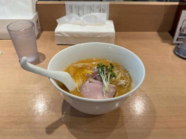「金目鯛白湯らぁ麺」@金目鯛らぁ麺 鳳仙花 横浜店の写真
