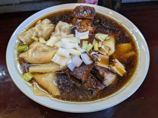 「ワンタンチャーシューメン1550円」@手打ち 陰日向の写真