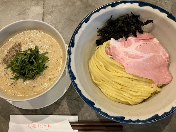 「牡蠣崩し正油つけめん1100円大70円300g【本日の限定】」@八二軒の写真