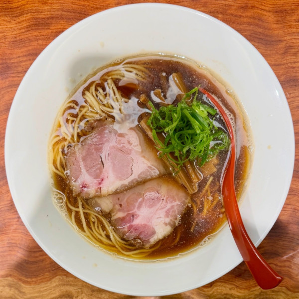 「醤油そば」@三馬路 東京店の写真