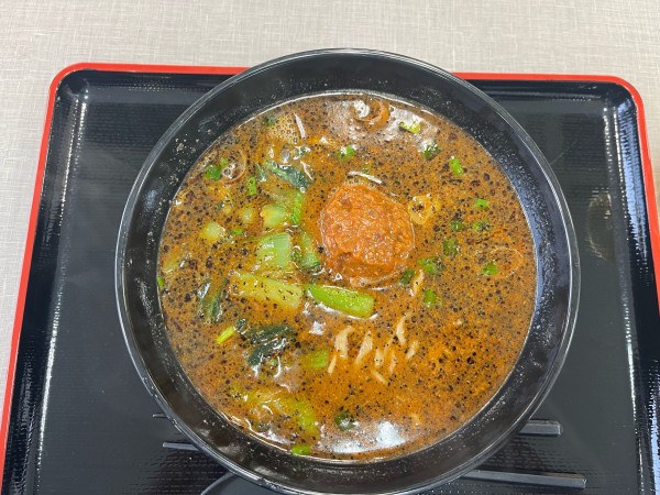 「黒胡麻担々麺」@中郷サービスエリア 上り スナックコーナーの写真