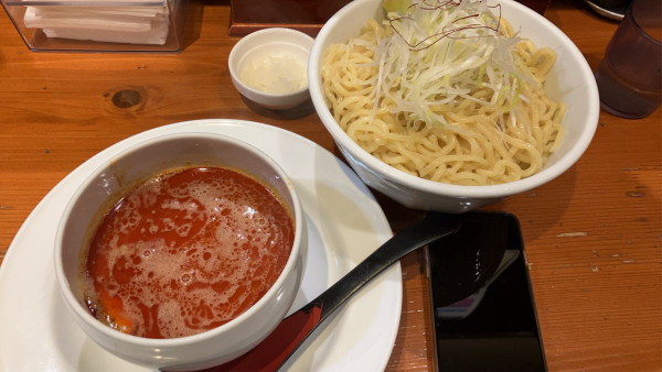 「辛味つけ麺特盛」@大阪らーめん研究所の写真
