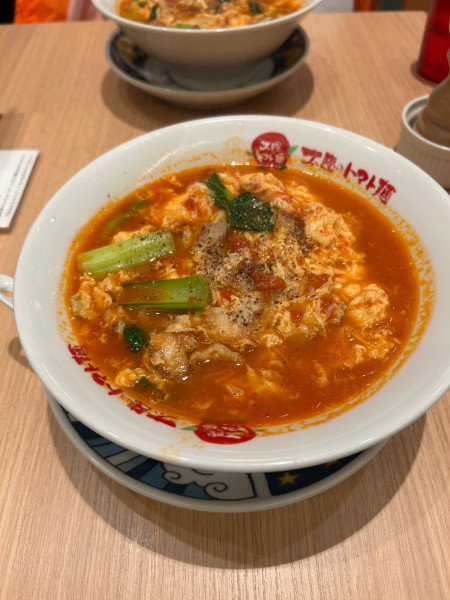 「太陽のエッグラーメン」@太陽のトマト麺 川崎アゼリア店の写真