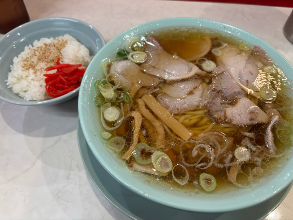 「中華そば+白飯」@なぎちゃんラーメン 江古田練馬旭丘店の写真