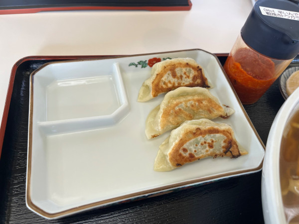 「ぎょうざ（らーめんセット）」@らーめんhouse 八珍の写真