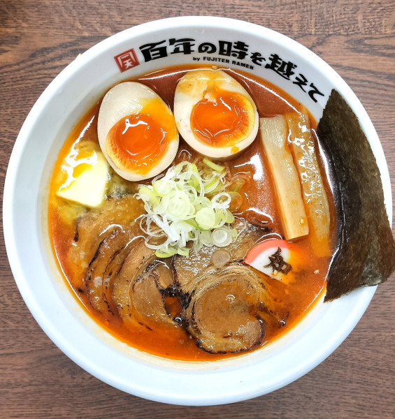 「(限定)辛味噌バターらぁ麺 1300円」@百年の時を越えての写真