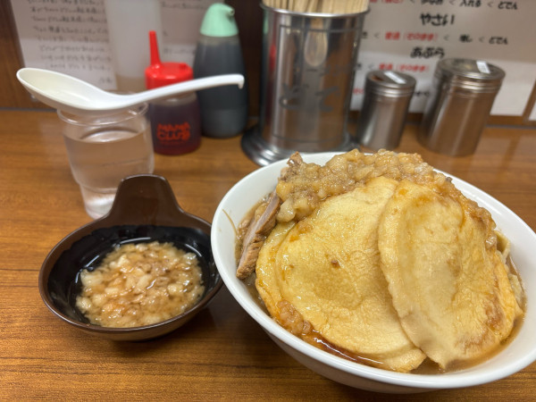 「ラーメン中+南部せんべい」@ラーメンの店 どでん 北浦和店の写真