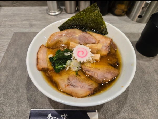 「醤油チャーシュー麺」@手打ち 蓮の写真