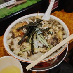 背脂煮干拉麺(1,400円)