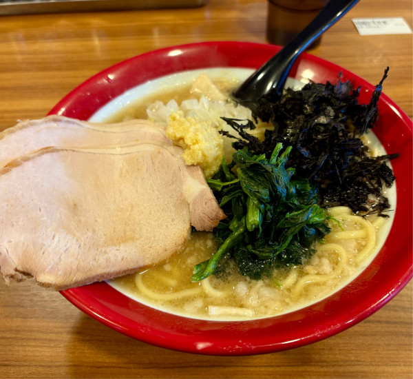 「背脂生姜醤油＋替玉（細麺）」@百麺 世田谷店の写真