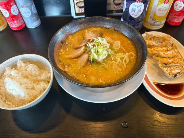 「【期間限定】味噌とんこつらーめん餃子ライスセット1090円」@幸楽苑 水戸50号バイパス店の写真