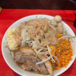 ラーメン小豚　1,100円　うずら　100円