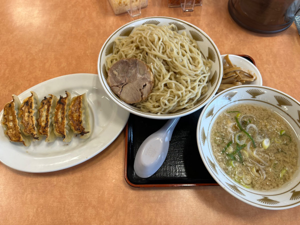 「朝限定つけ麺（大盛り）＋メンマ＋餃子」@もっけだの 酒田店の写真