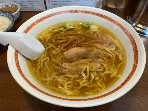 「中華そば醤油 鶏皮白飯」@中華そば 嘉一の写真