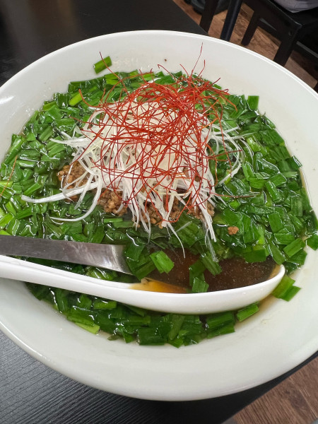 「ニラそば」@支那そば 晴流家の写真