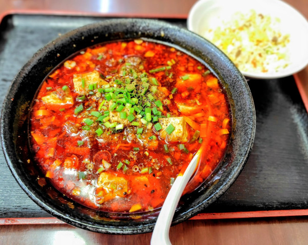 「マーボーラーメン+半チャーハンセット 780円」@四川食府の写真