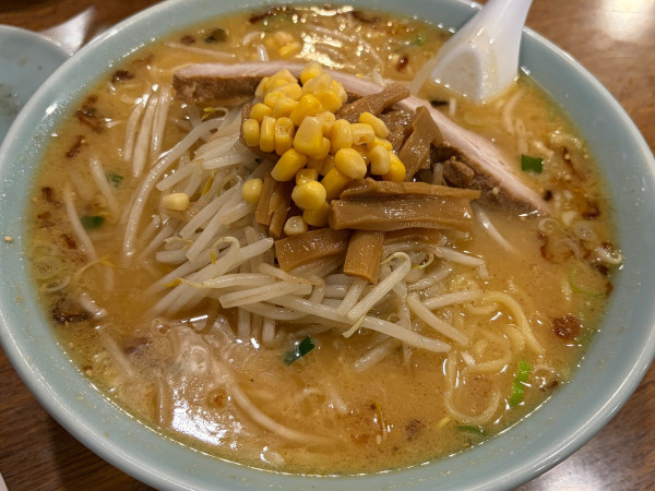 「ラーメンみそ（大）チャーシュー1枚」@サッポロラーメン羆の写真