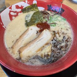牛白湯ラーメン