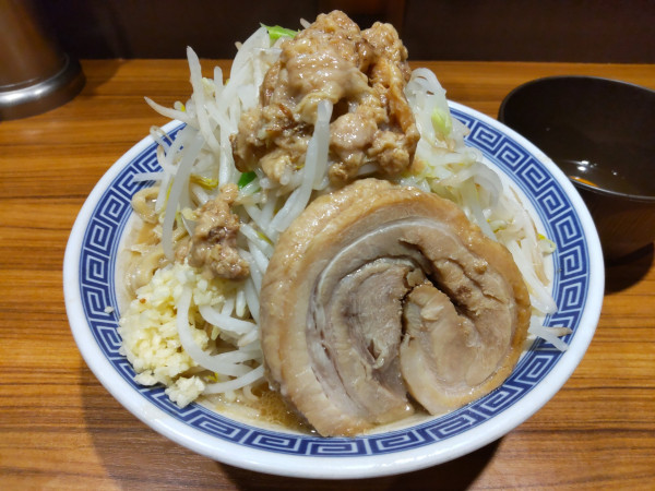 「ラーメン＋生玉子」@びんびん豚の写真