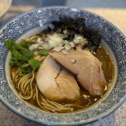 濃厚煮干しラーメン