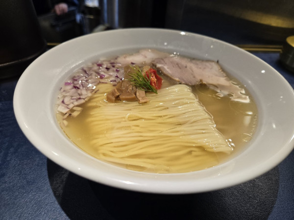 「塩ラーメン クラシック」@Ramen金碧の写真