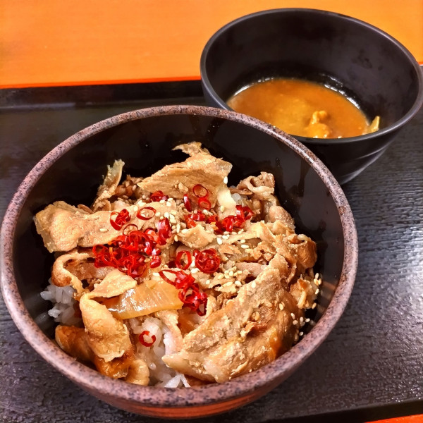 「ミニ豚丼（￥450）＋カレールー（クーポン）」@ゆで太郎 東邦医大通り店の写真
