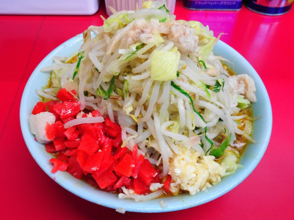 「小ラーメン（940円）＋ピリ辛カレーラーメン（150円）」@ラーメン二郎 中山駅前店の写真