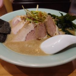 ネギラーメン（TOPチャーシュー）