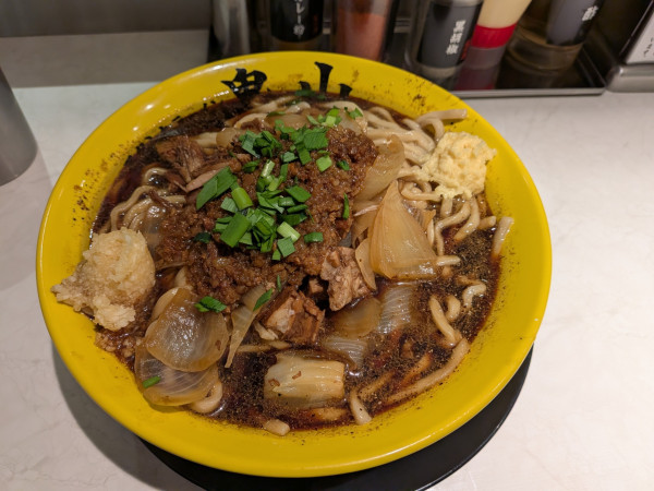 「スタミナラーメン、大盛」@スタミナラーメン 鬼山 渋谷店の写真