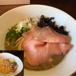 濃厚煮干し醤油1300円、和え玉330円